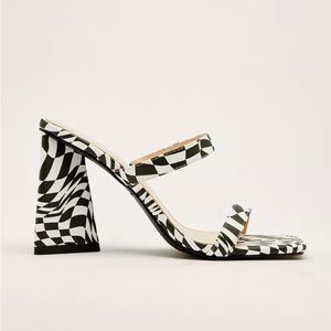 New Nasty Gal Checkerboard Heeled Strap Mules Size 8